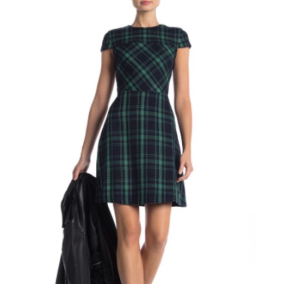 Vince Camuto Dresses & Skirts - Vince Camuto Woven Plaid Cap Sleeve Dress Size 14
